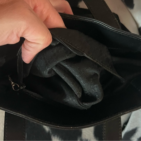 GUCCI Black Canvas 90s Mini Handbag - Picture 13 of 17
